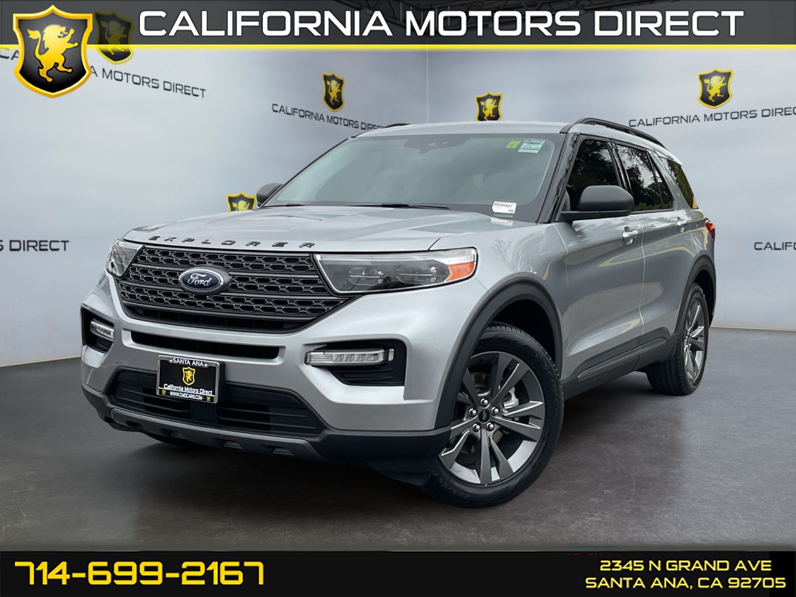 Used 2021 Ford Explorer XLT w/ Equipment Group 202A RWD image 1