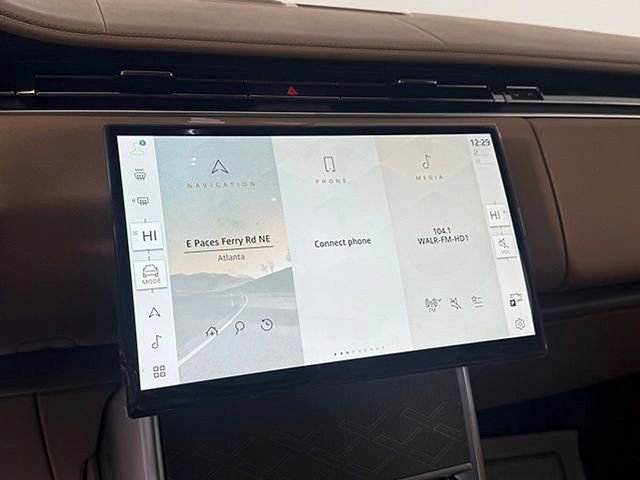 New 2026 Land Rover Range Rover SV AWD/4WD image 34