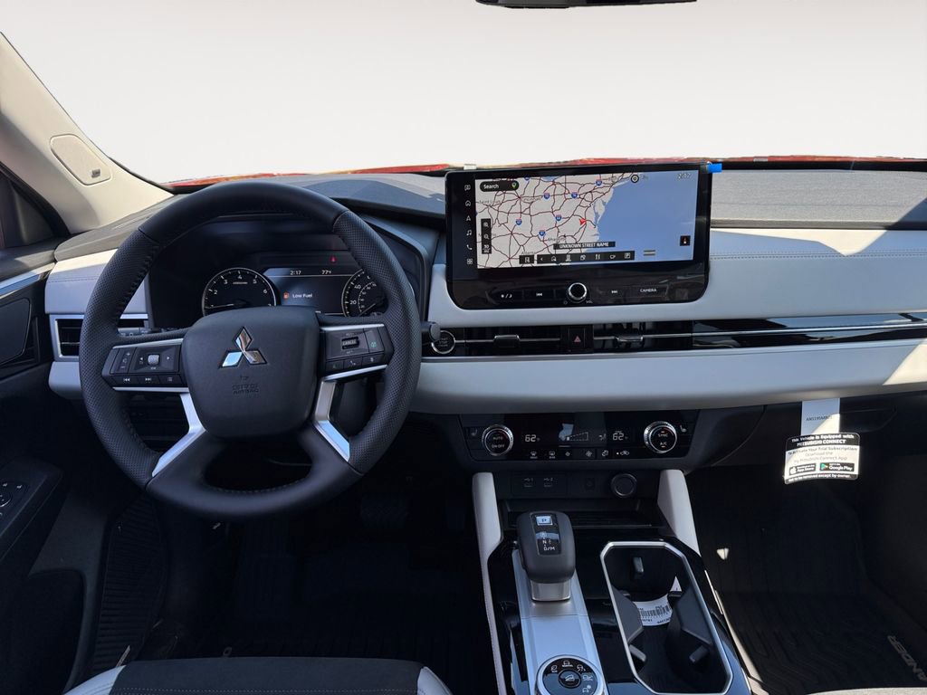 New 2026 Mitsubishi Outlander SE image 10