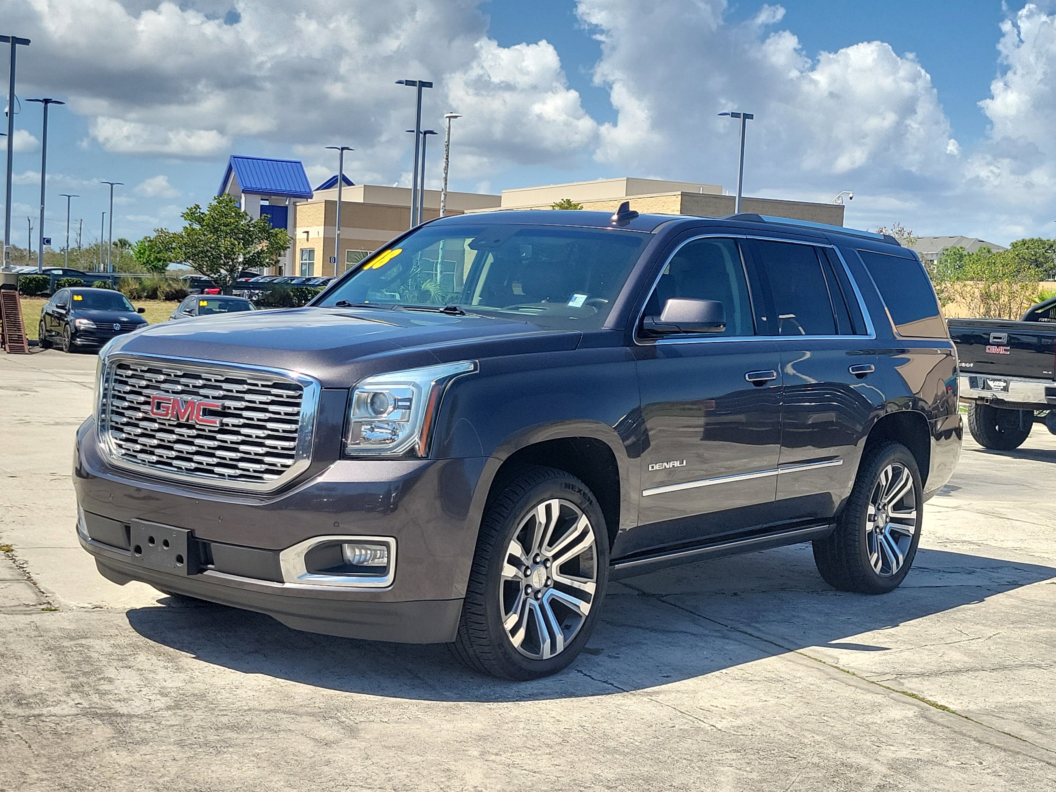 Used 2018 GMC Yukon Denali w/ Denali Ultimate Package image 2