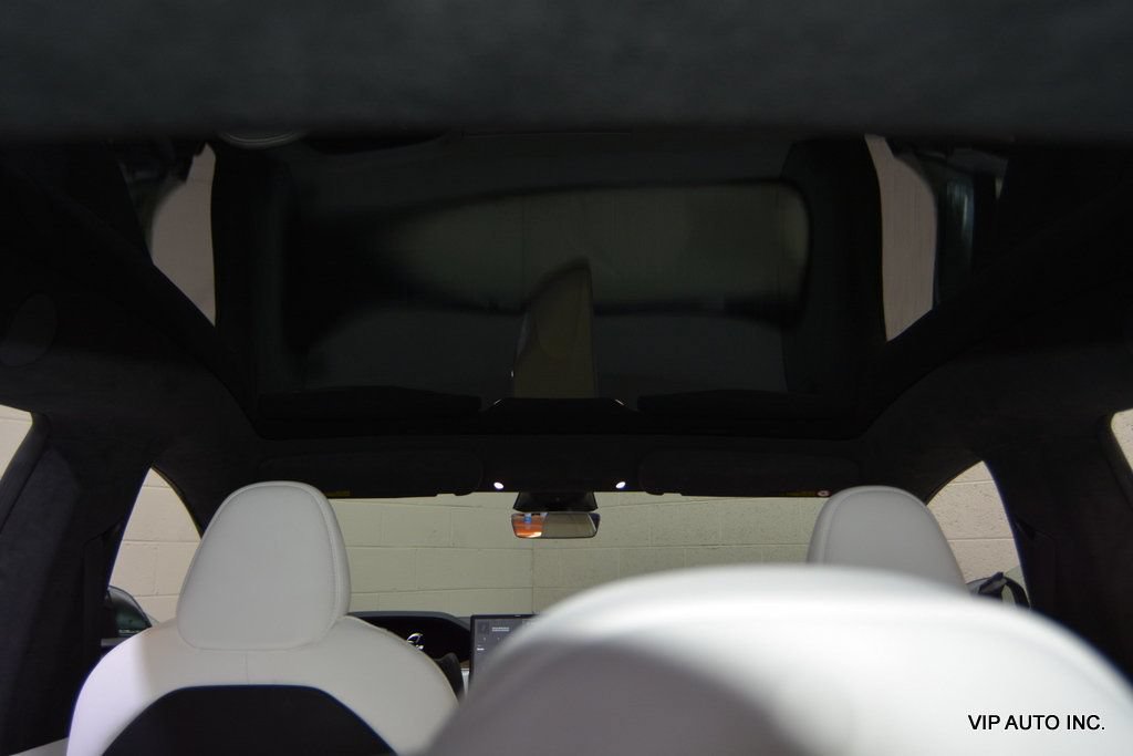 Used 2022 Tesla Model S Plaid AWD/4WD image 27