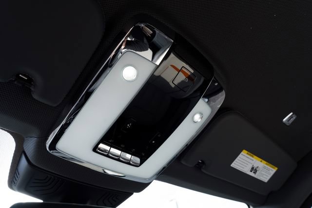 Used 2023 Rolls-Royce Cullinan w/ Cullinan Package image 45