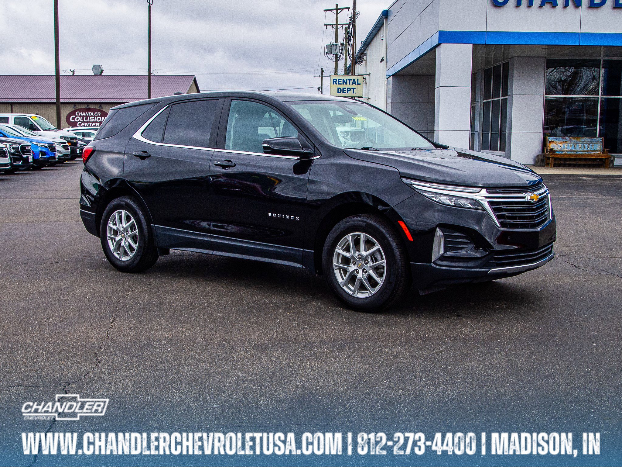 Used 2023 Chevrolet Equinox LT FWD image 1