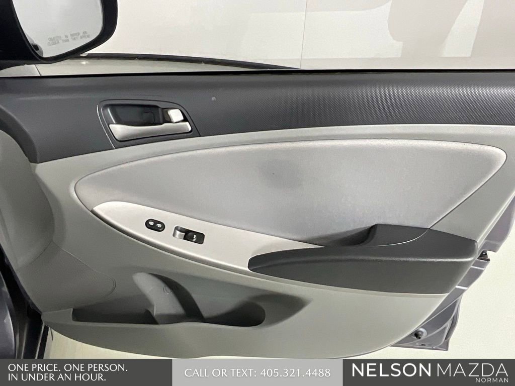 Used 2017 Hyundai Accent SE image 20