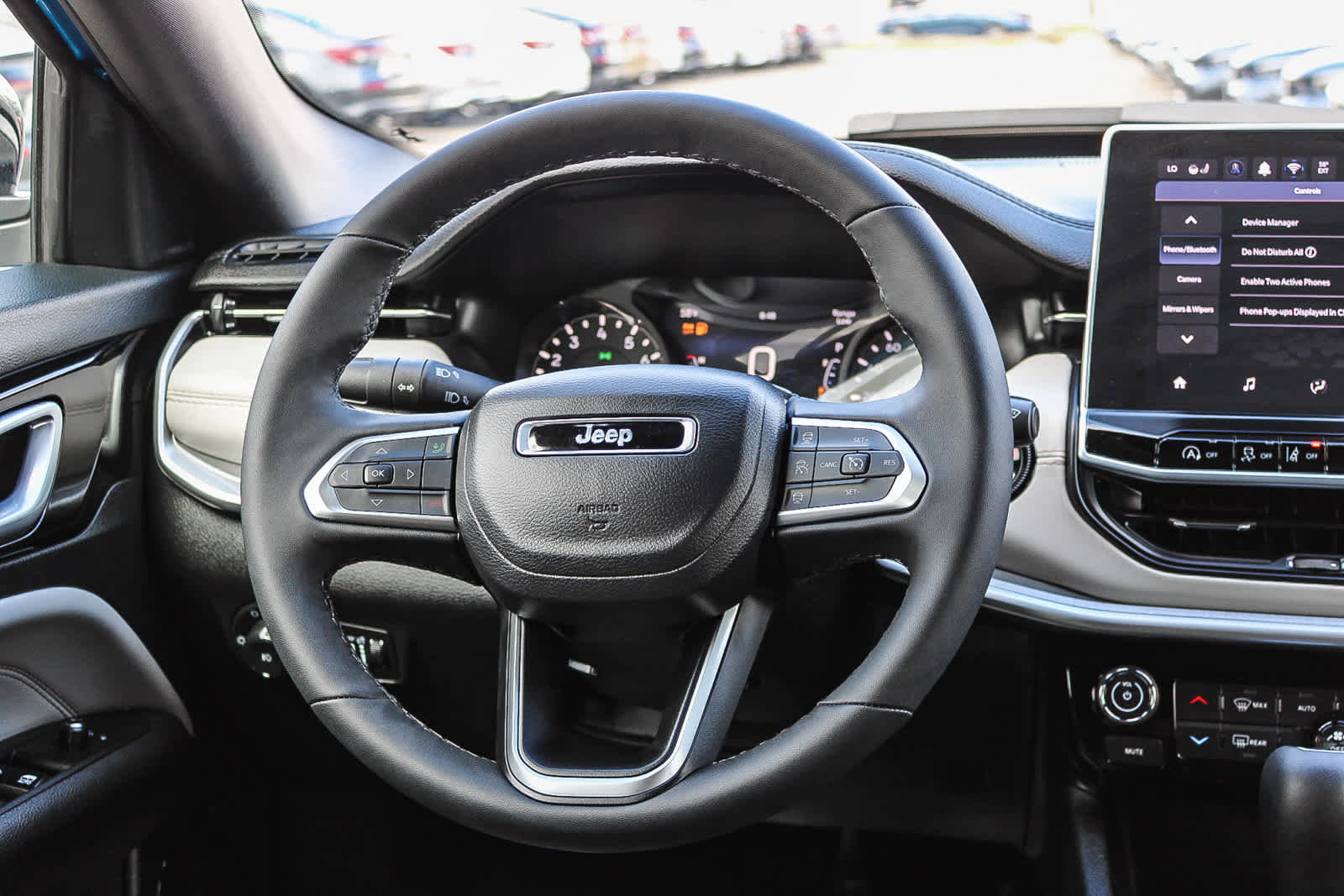 Used 2026 Jeep Compass Limited image 15