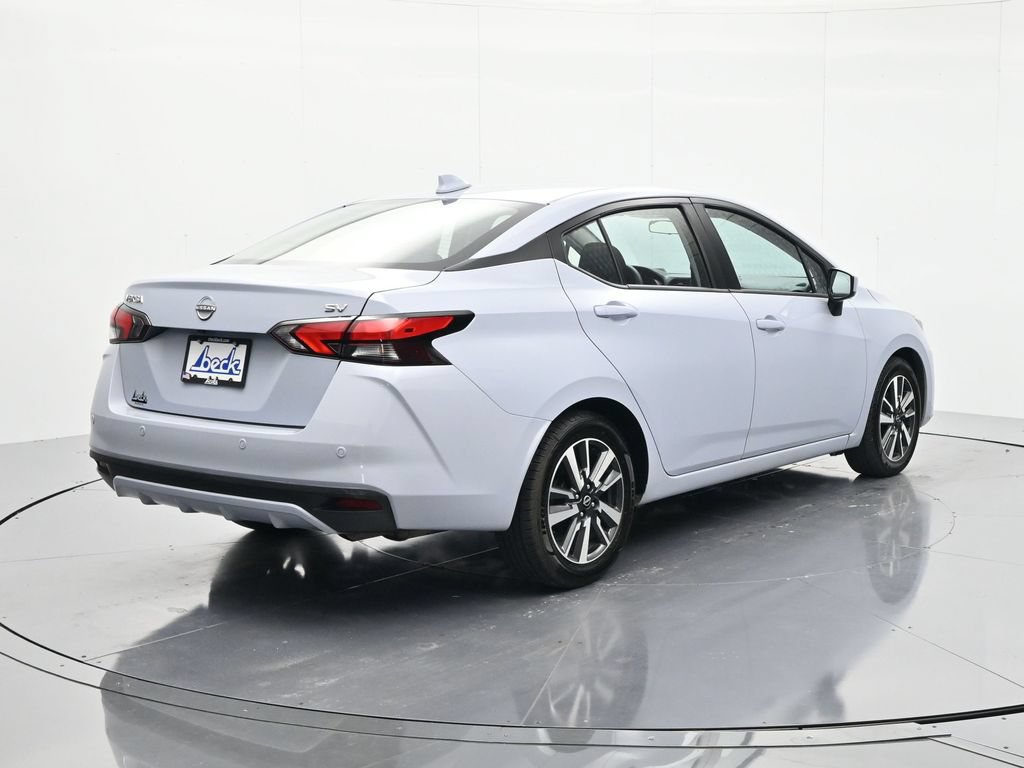 Used 2024 Nissan Versa SV FWD image 5