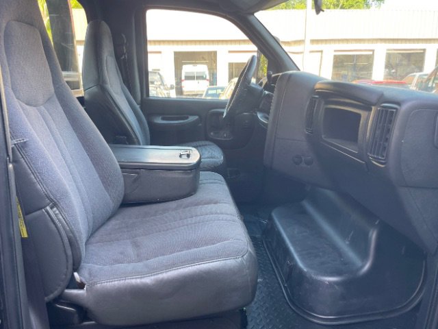 Used 2005 Chevrolet Kodiak C4500 2WD Regular Cab image 11