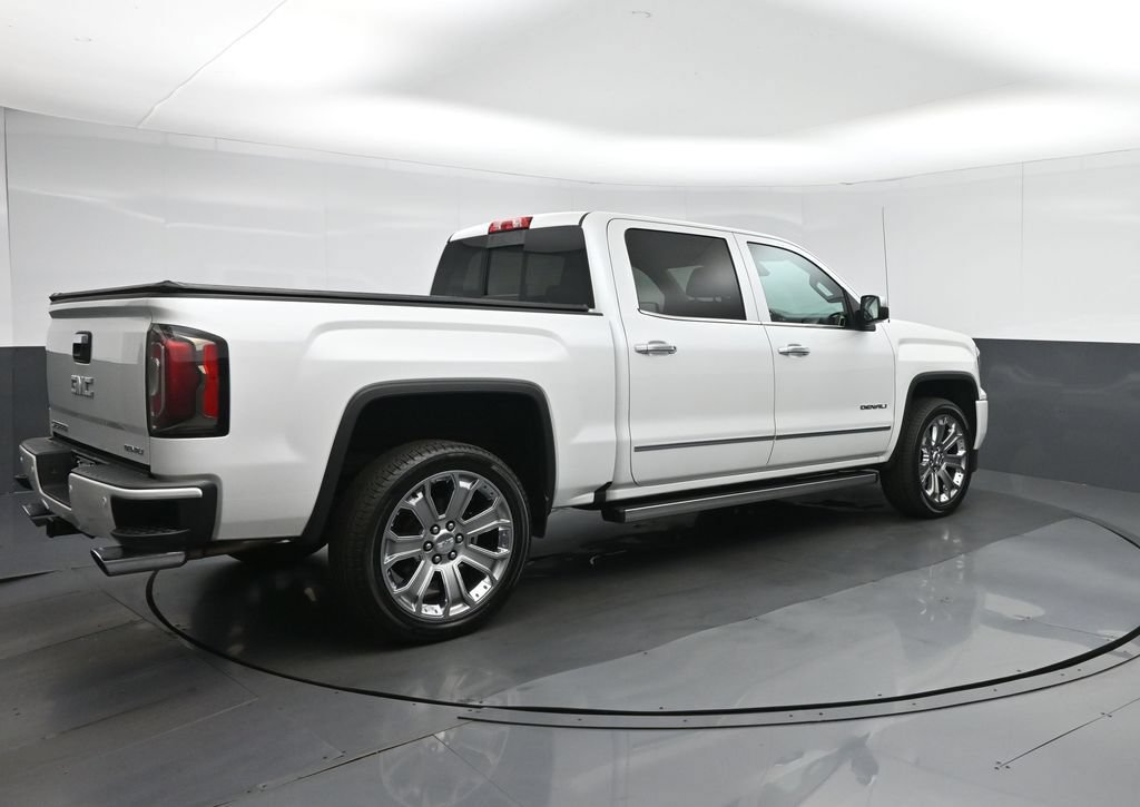 Used 2018 GMC Sierra 1500 Denali w/ Denali Ultimate Package AWD/4WD image 7