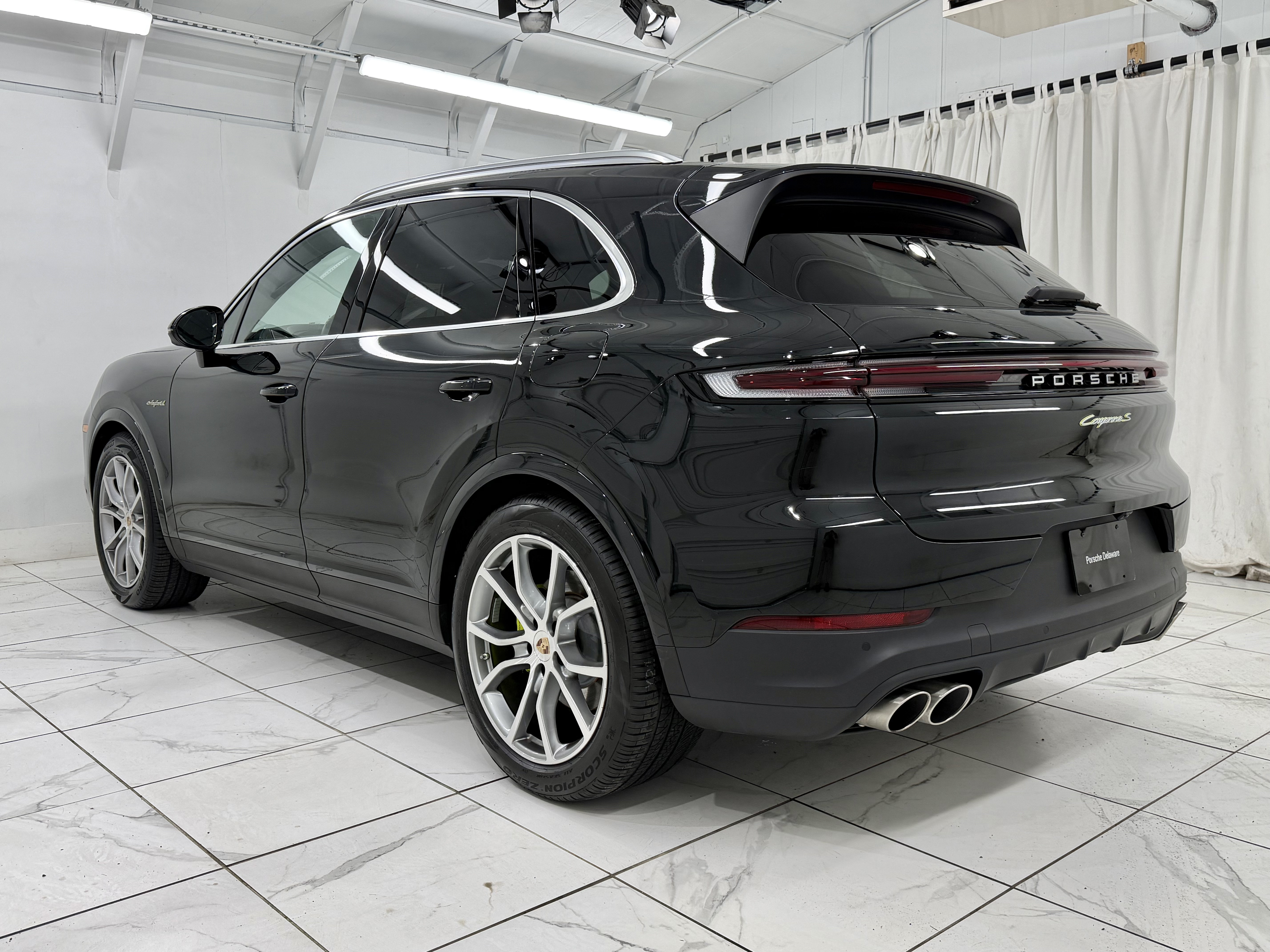 Certified 2026 Porsche Cayenne S AWD/4WD image 14