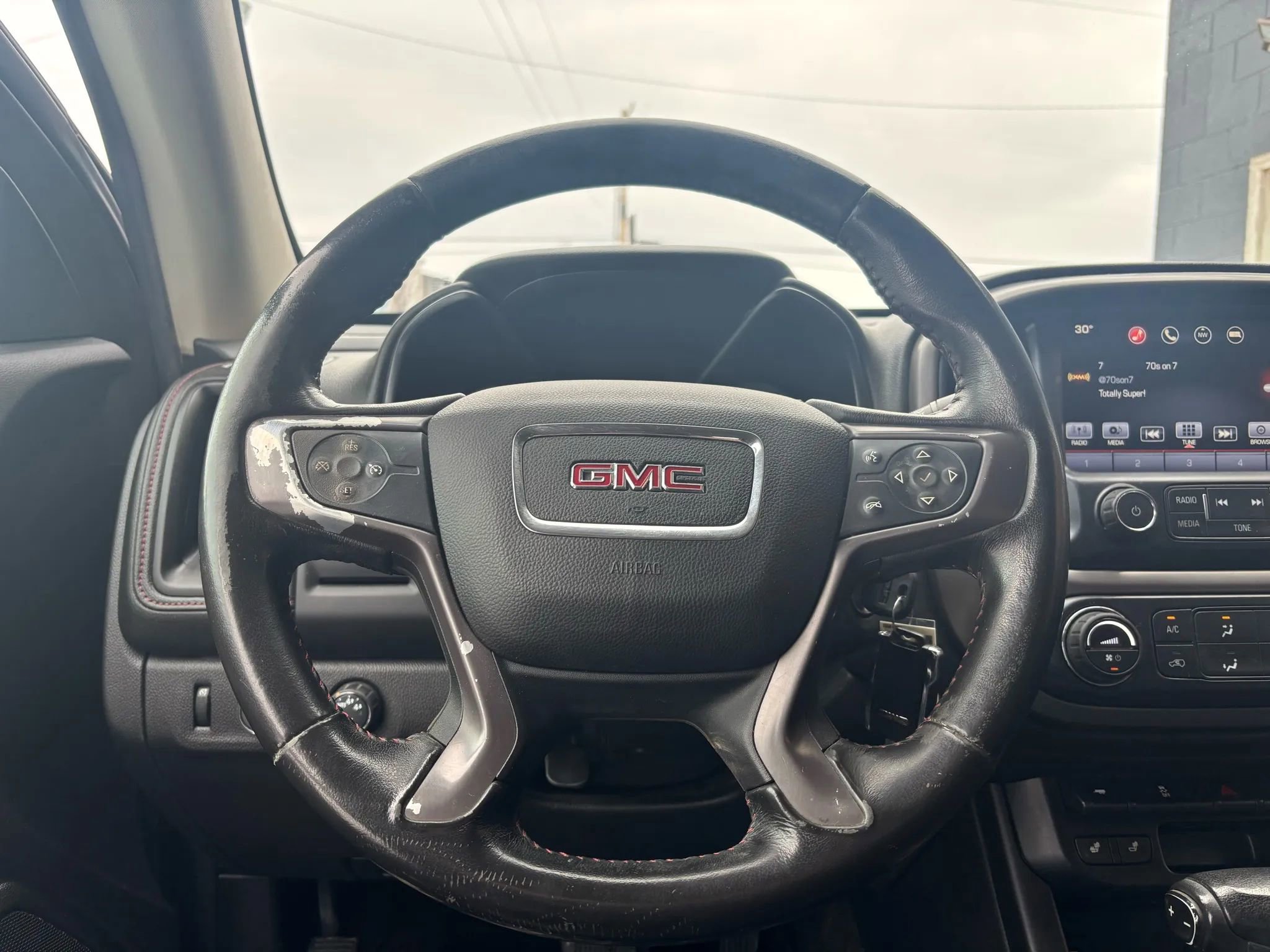 Used 2016 GMC Canyon SLE w/ All Terrain Adventure Package image 21
