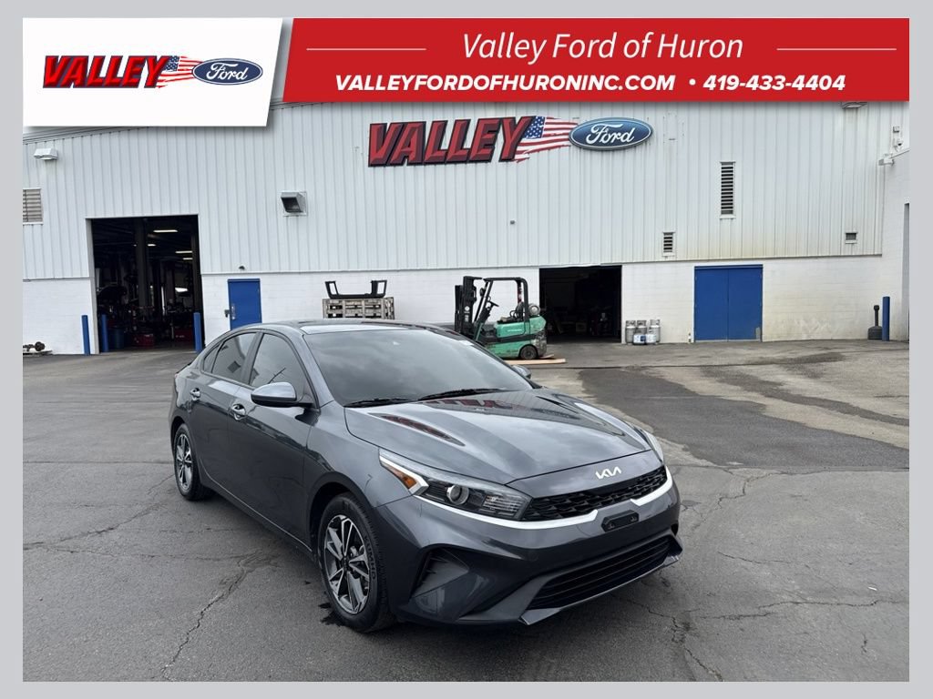 Used 2023 Kia Forte LXS FWD 360° Tour