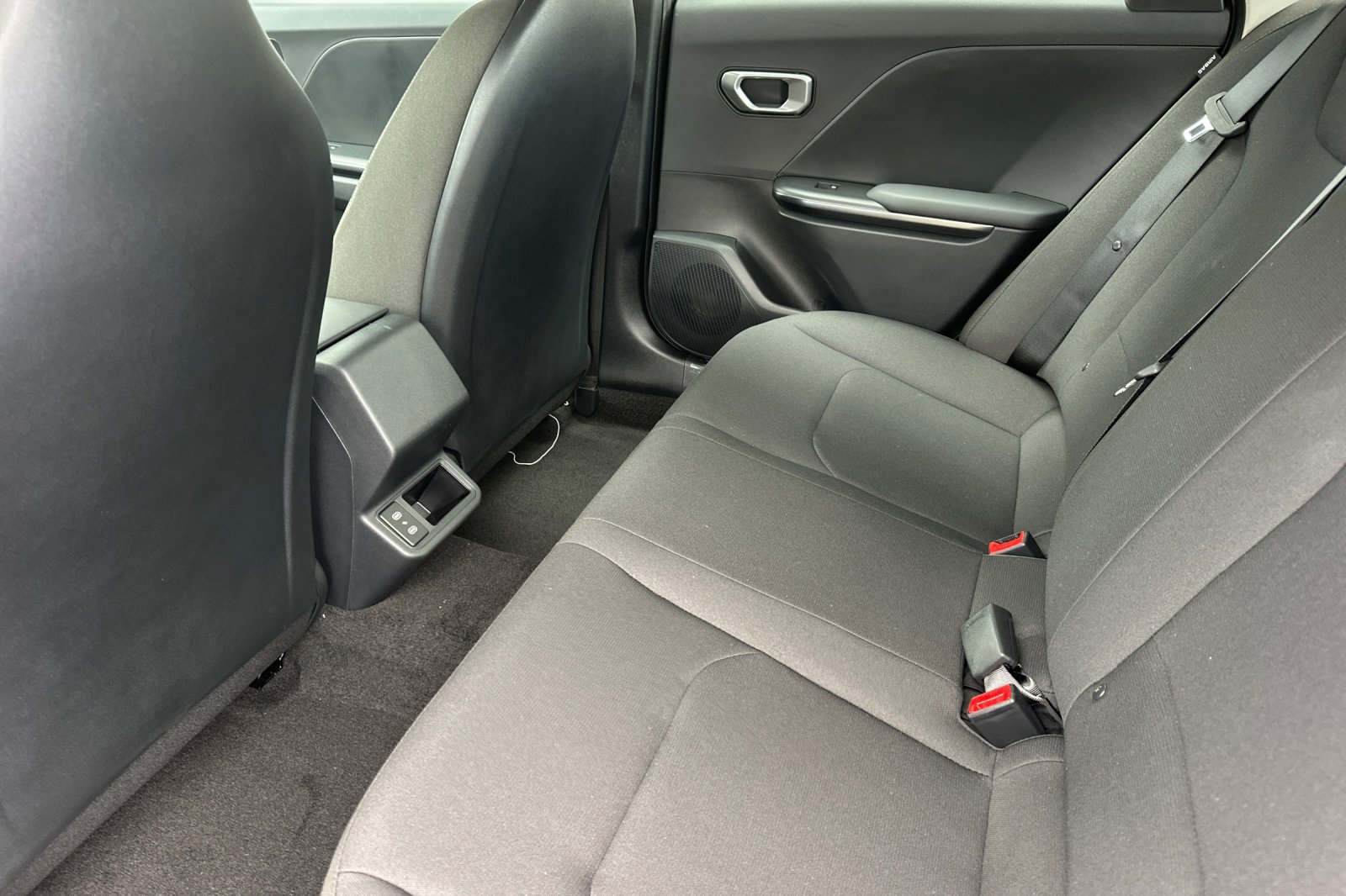 New 2026 Kia K4 FWD image 12
