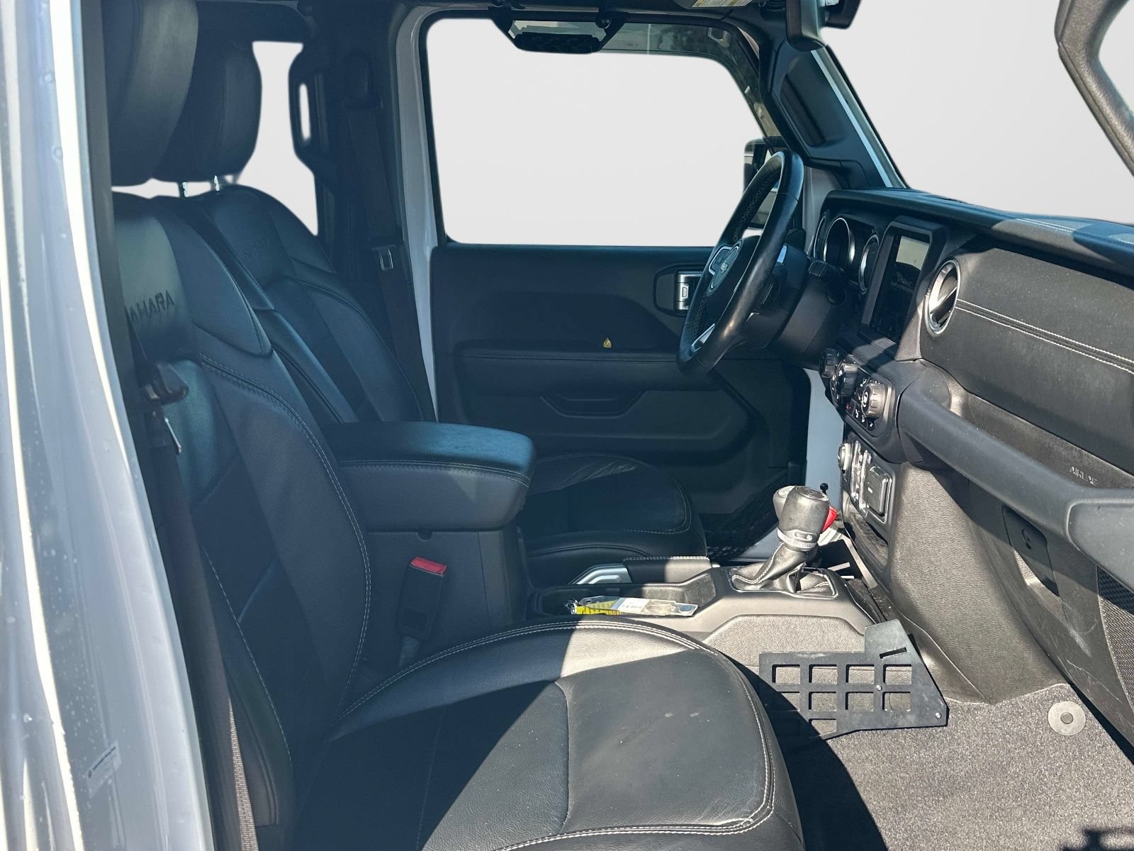 Used 2019 Jeep Wrangler Unlimited Sahara AWD/4WD image 10