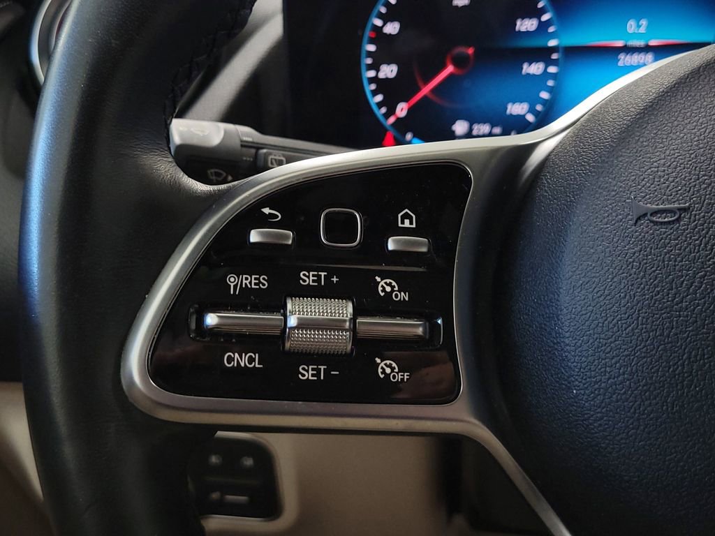 Used 2022 Mercedes-Benz GLA 250 4MATIC image 18