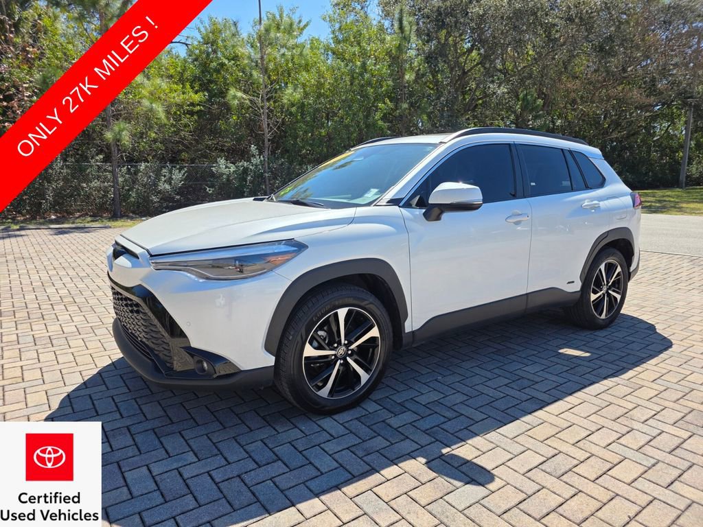 Used 2023 Toyota Corolla Cross XSE w/ Convenience Package image 3