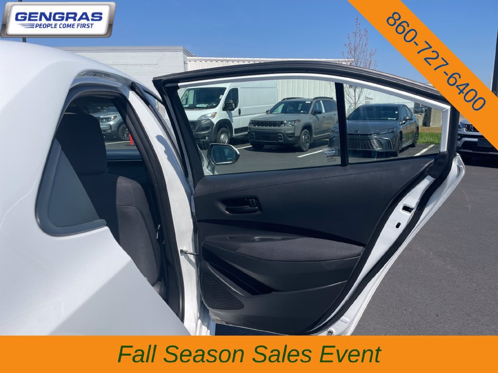 Used 2024 Toyota Corolla LE FWD image 17