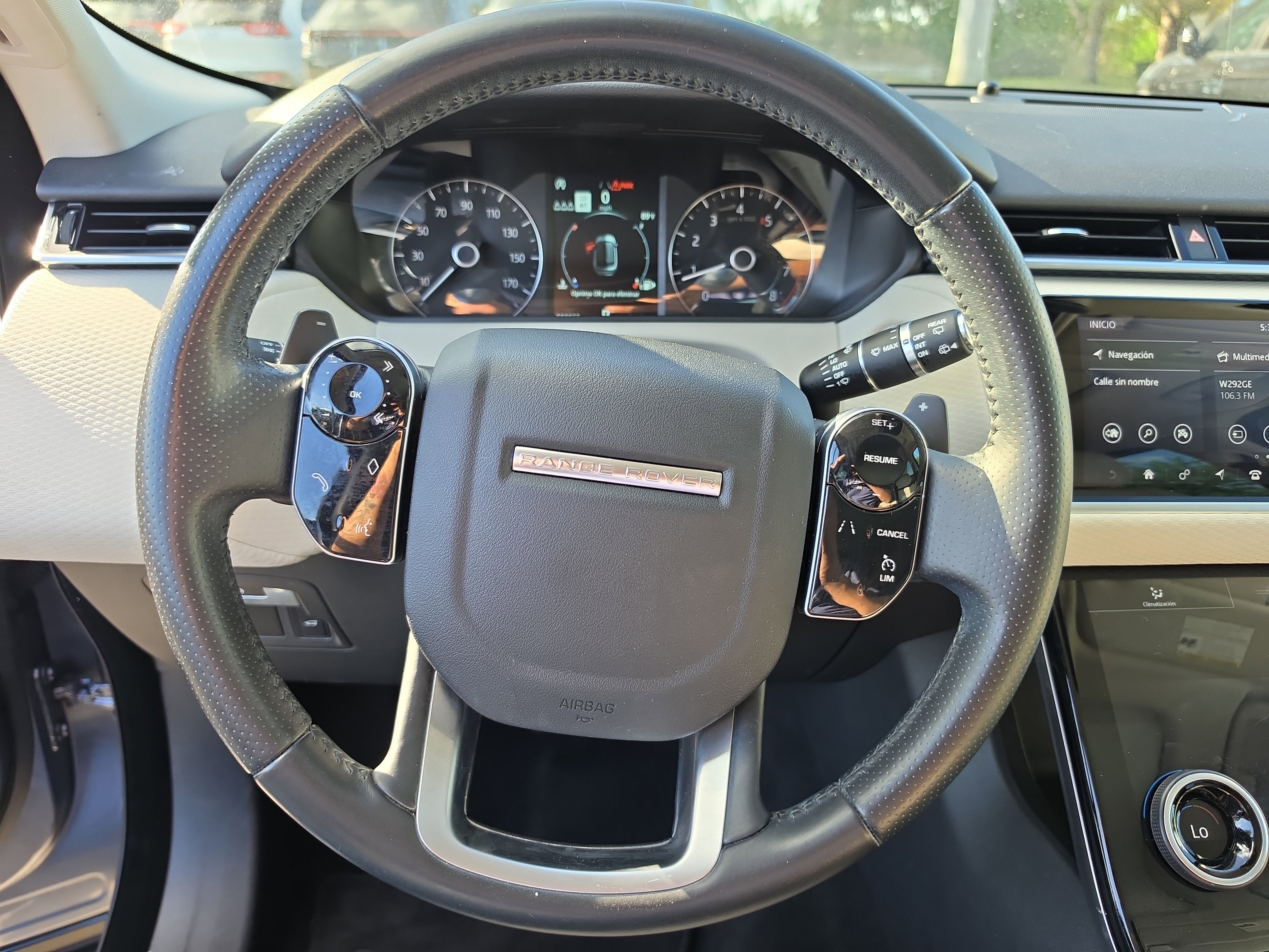 Used 2020 Land Rover Range Rover Velar S AWD/4WD image 17