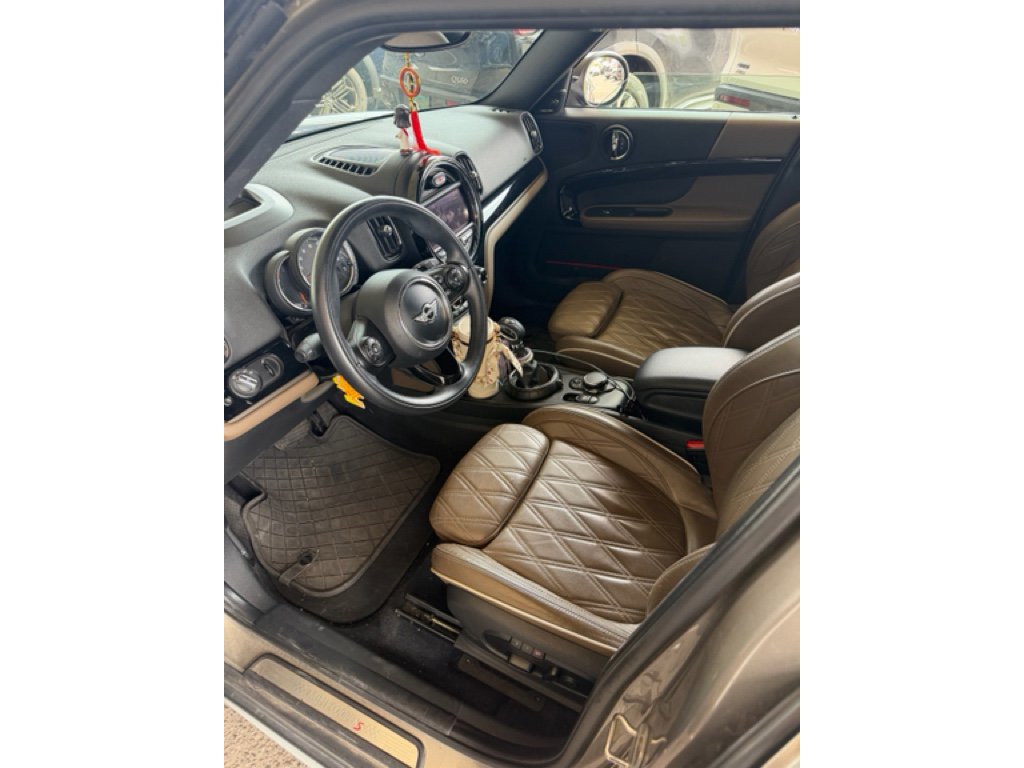 Used 2017 MINI Cooper Countryman S image 3