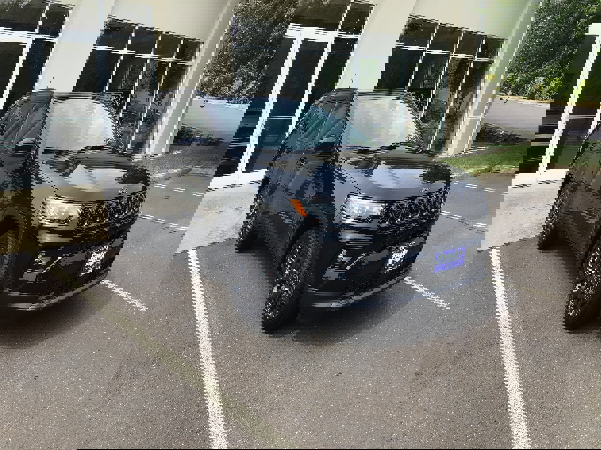 New 2025 Jeep Compass Limited w/ Sun and Sound Group