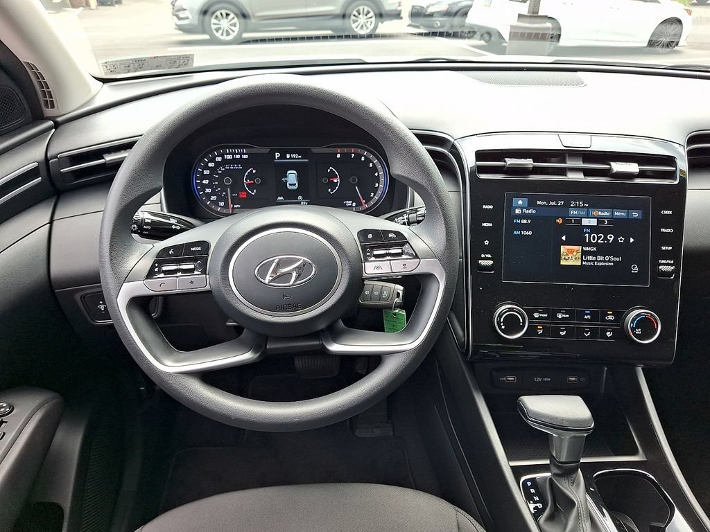 Used 2024 Hyundai Tucson SE AWD/4WD image 2