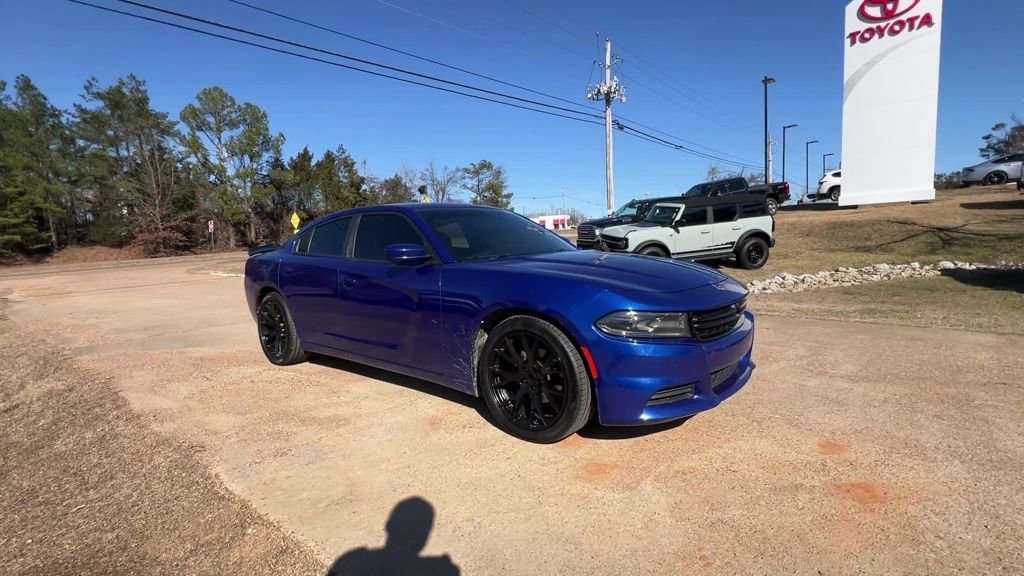 Used 2020 Dodge Charger SXT w/ Leather Interior Group image 8