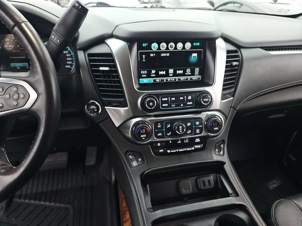 Used 2019 Chevrolet Suburban Premier image 13