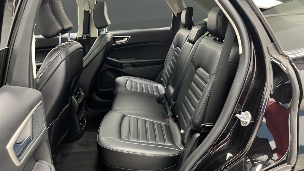 Used 2024 Ford Edge SEL w/ Convenience Package AWD/4WD image 22
