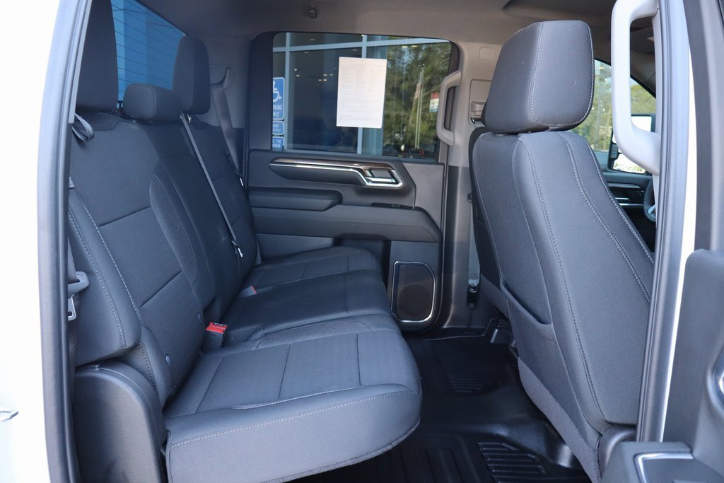 Used 2024 Chevrolet Silverado 3500 LT w/ Z71 Off-Road Package image 17