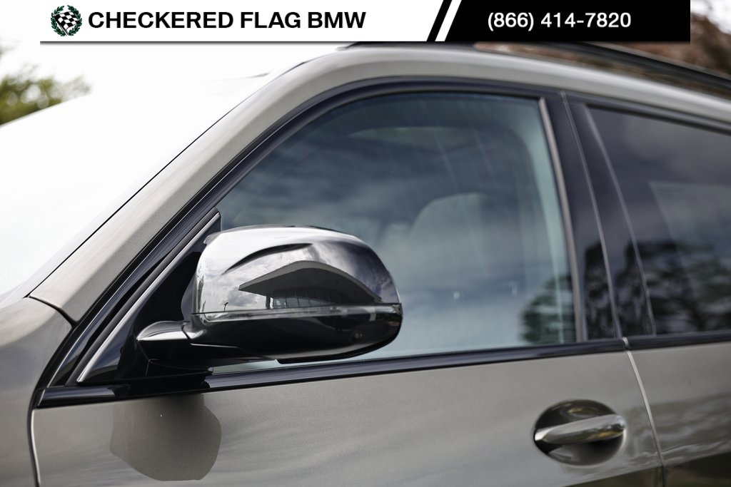 New 2026 BMW X7 M60i w/ M Sport Professional Package image 12