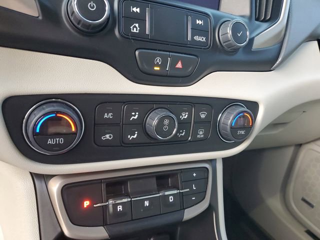 Used 2024 GMC Terrain Denali w/ Denali Premium Package image 23