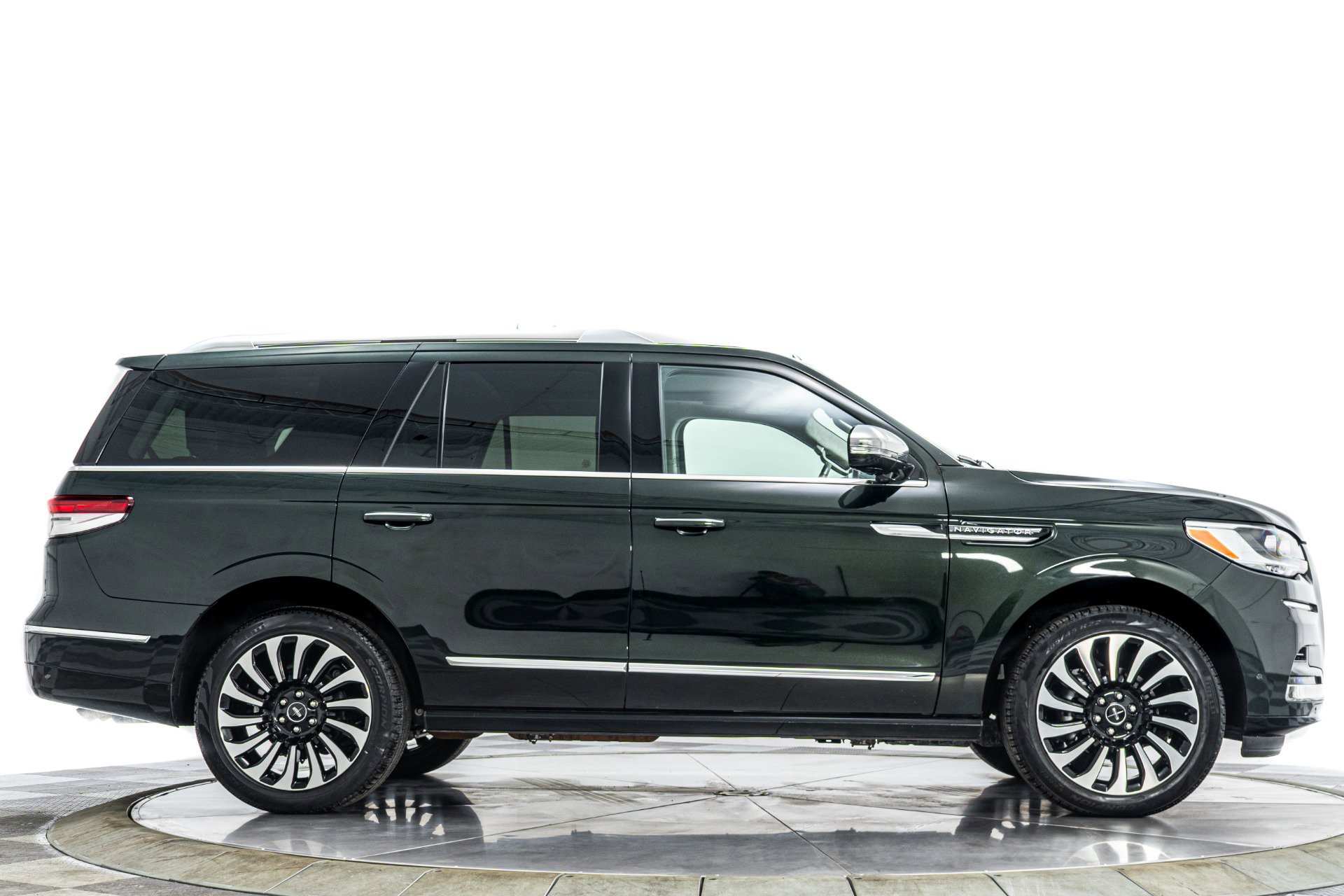 Used 2022 Lincoln Navigator Black Label image 51