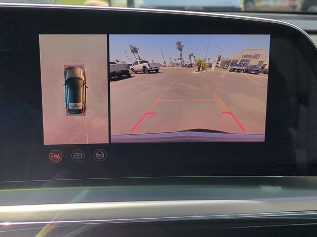 Certified 2024 Cadillac Lyriq Luxury RWD image 14
