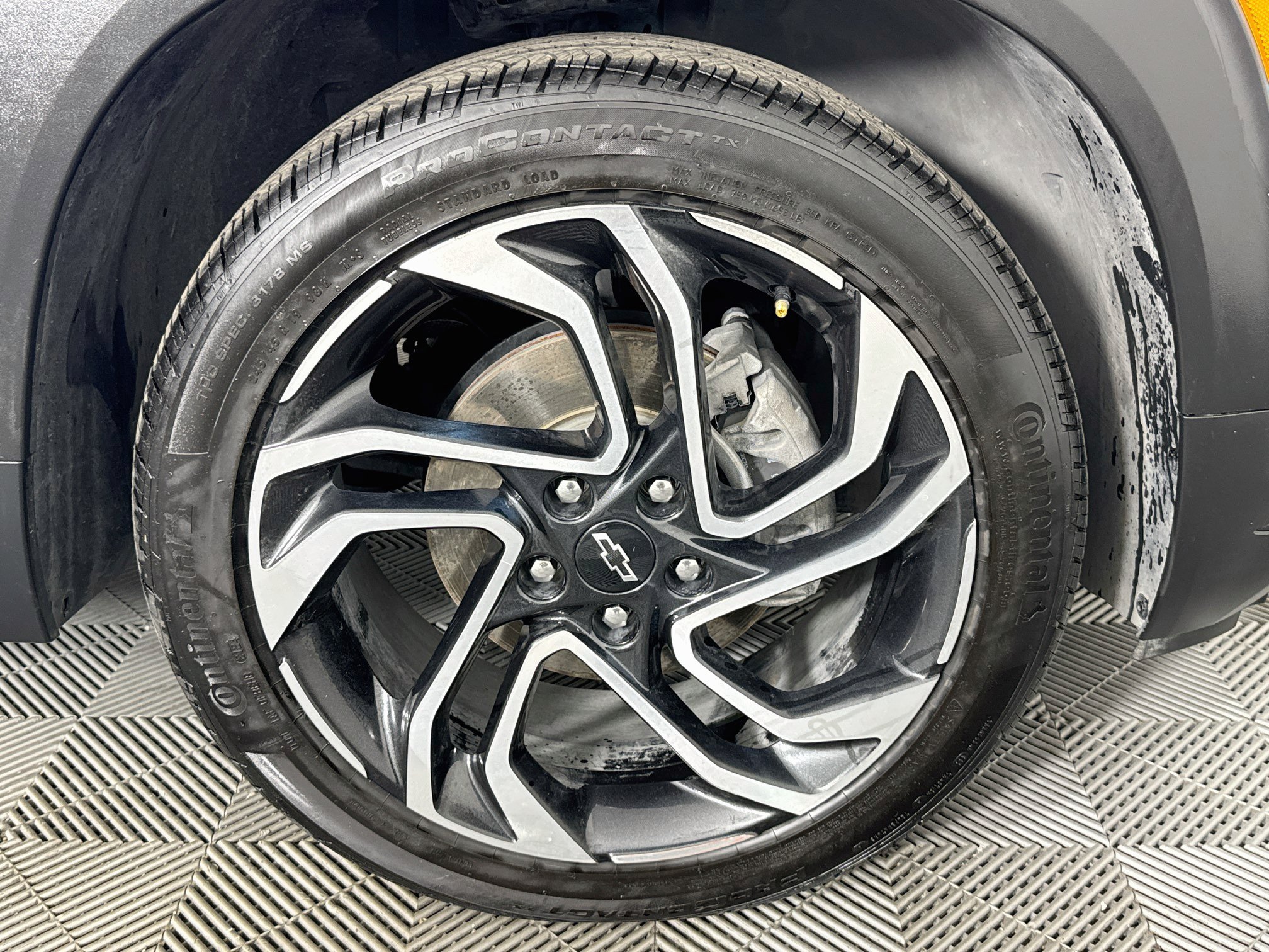 Used 2025 Chevrolet TrailBlazer RS w/ Driver Confidence Package FWD image 30