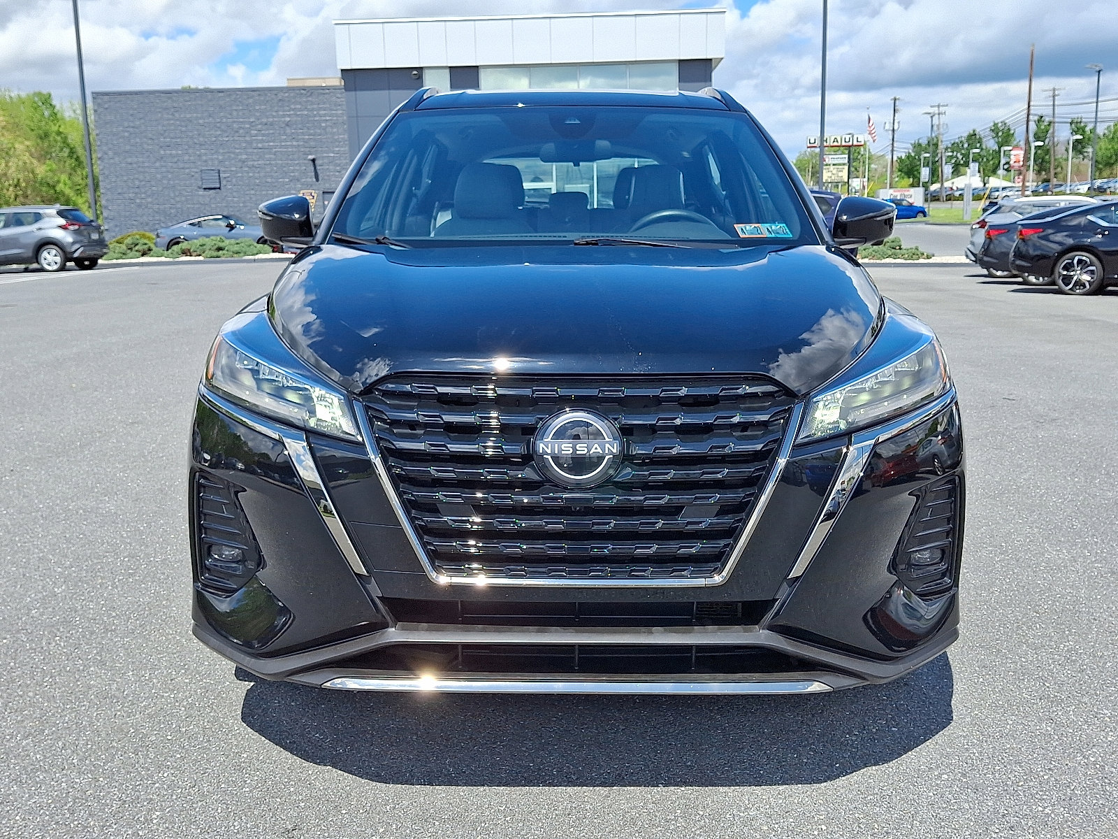 Certified 2023 Nissan Kicks SR w/ SR Premium Package FWD video 2