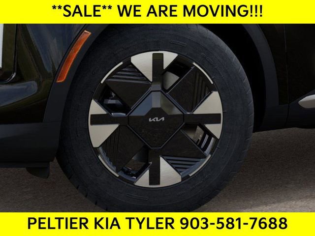 New 2026 Kia Sportage LX image 9