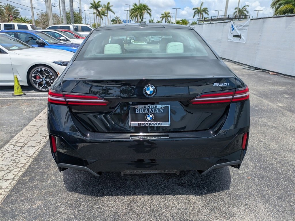 New 2026 BMW 530i w/ Executive Package image 5
