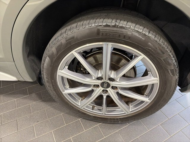 Used 2023 Audi SQ5 Prestige w/ Prestige Package image 38