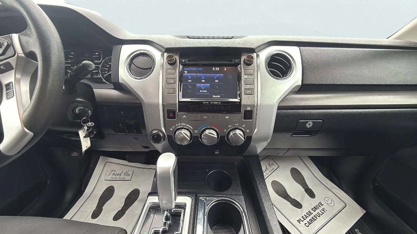 Used 2018 Toyota Tundra SR5 image 11