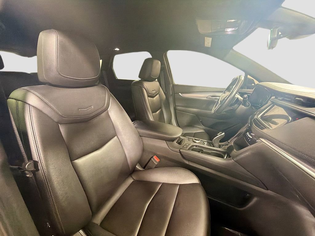 Used 2021 Cadillac XT5 Luxury w/ LPO, Floor Liner Package AWD/4WD image 29