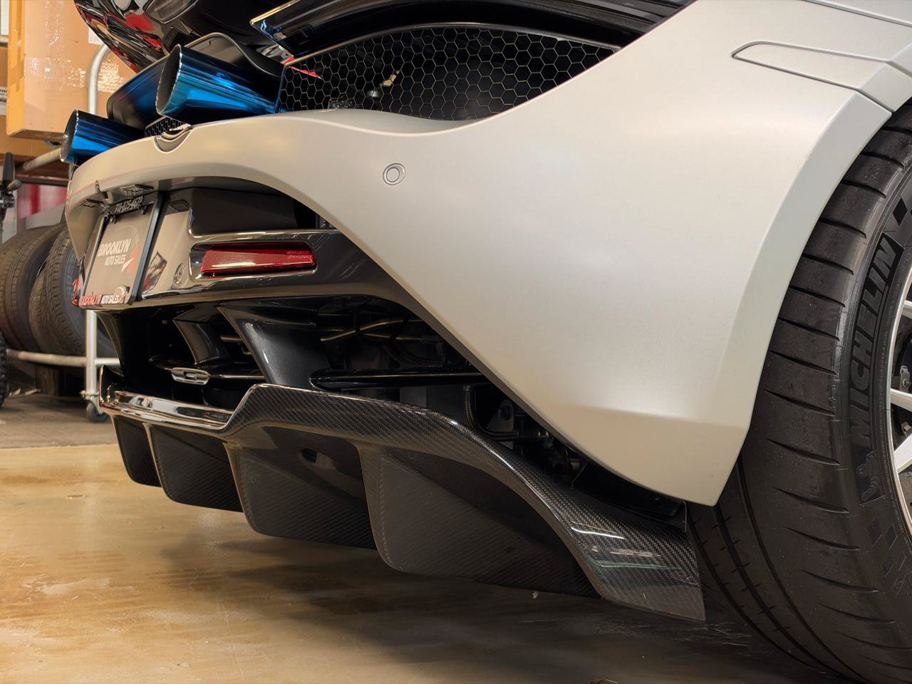 Used 2020 McLaren 720S Performance RWD image 26