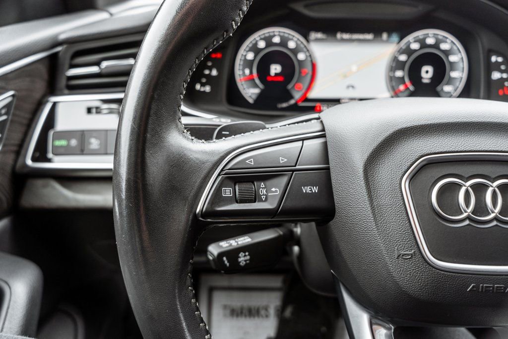 Used 2019 Audi Q8 Premium image 23