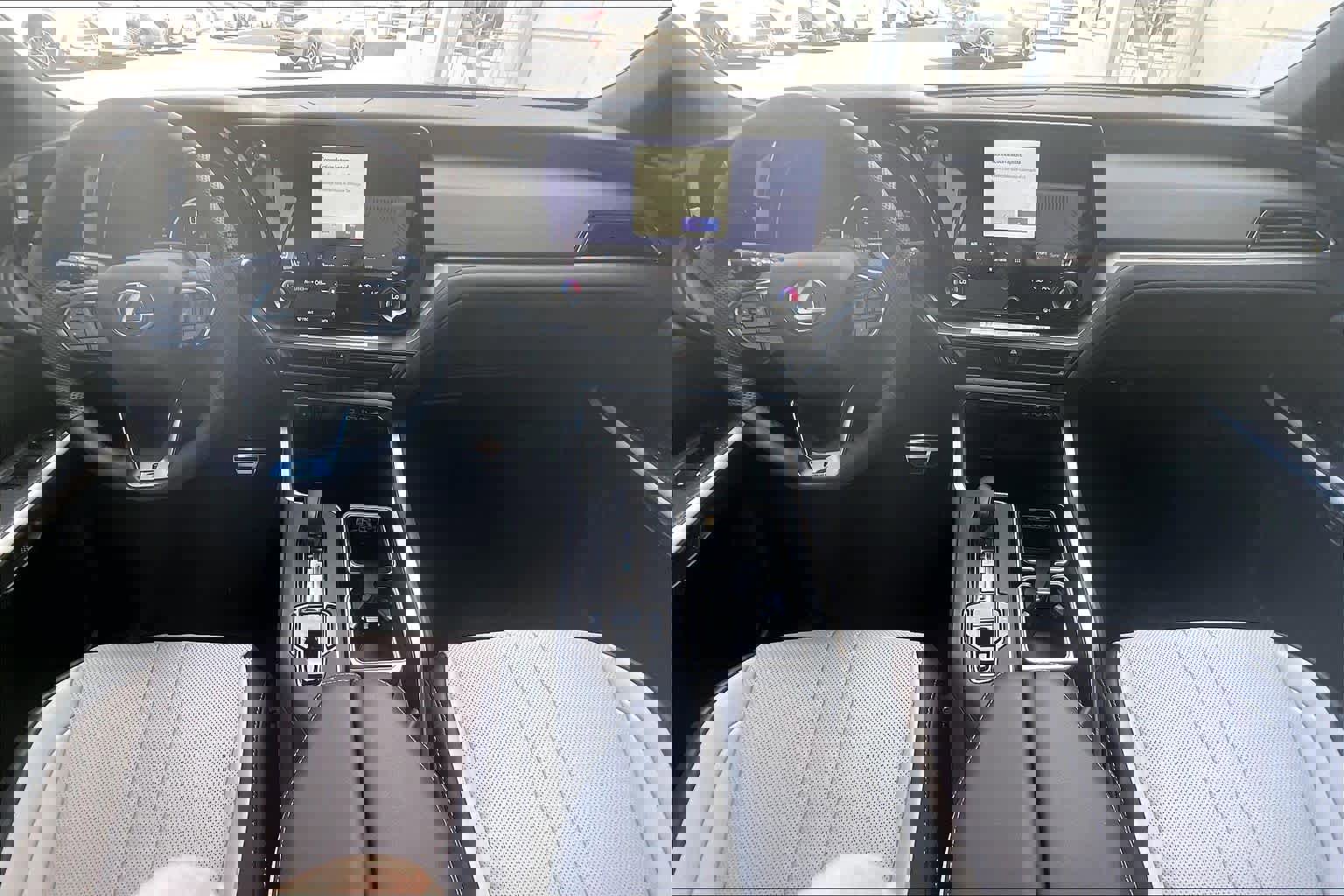 New 2026 Lexus TX 500h AWD image 5