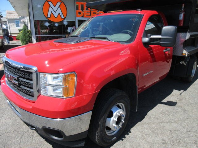 Used 2011 GMC Sierra 3500 W/T RWD image 27