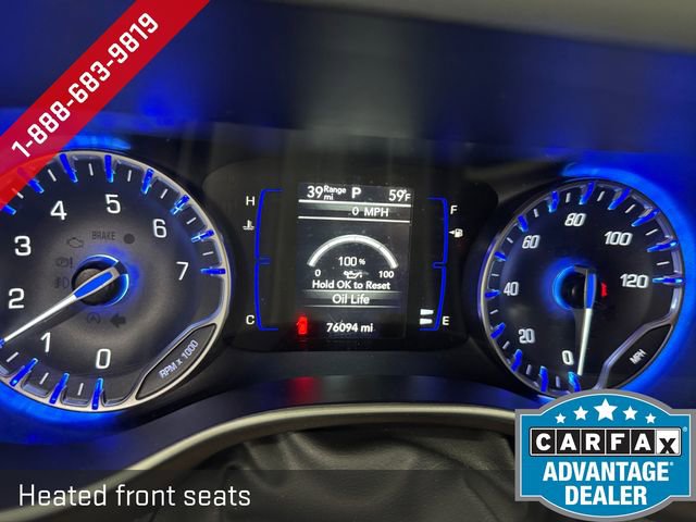 Used 2023 Chrysler Voyager LX image 3