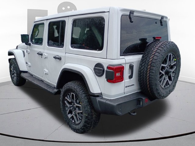 New 2027 Jeep Wrangler Unlimited Sahara AWD/4WD image 7