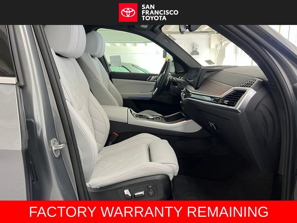 Used 2025 BMW X5 xDrive40i w/ Premium Package AWD/4WD image 22