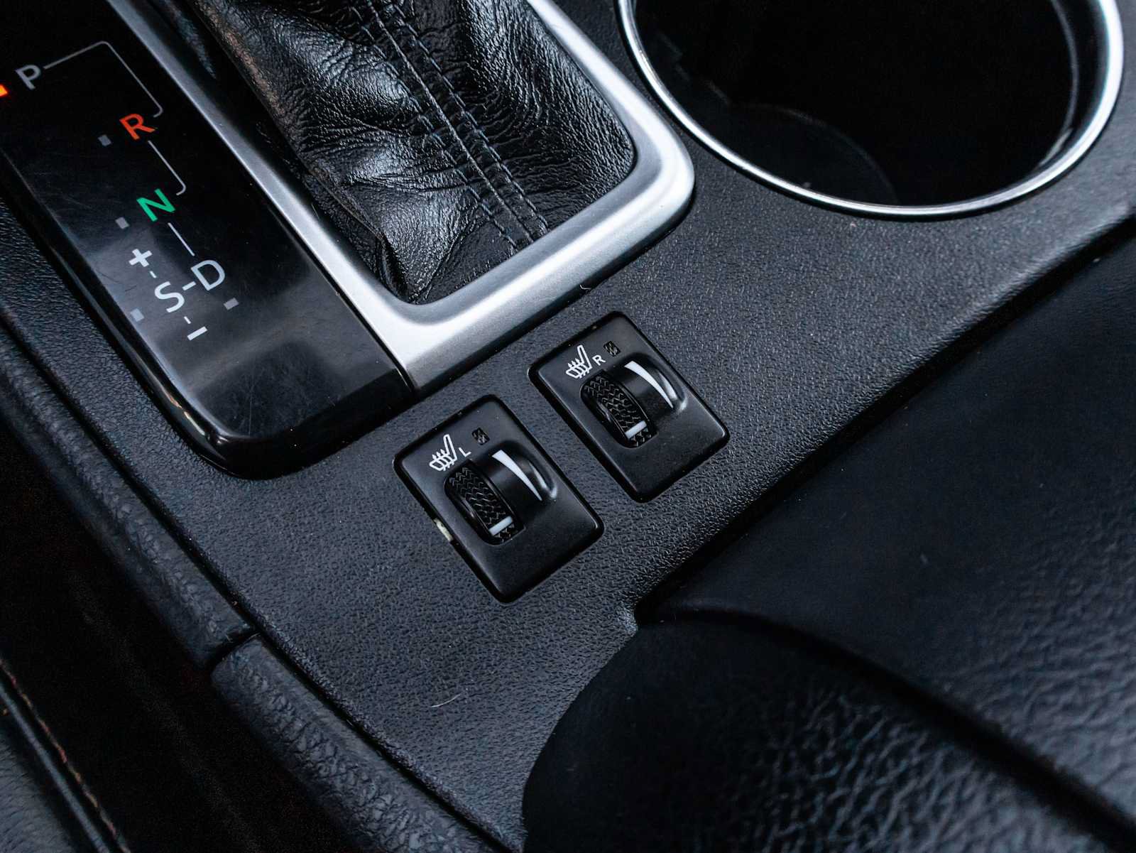 Certified 2019 Toyota Highlander XLE FWD image 29