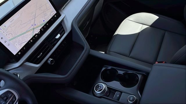 New 2026 Ford Explorer Active w/ Active Comfort Package RWD image 26