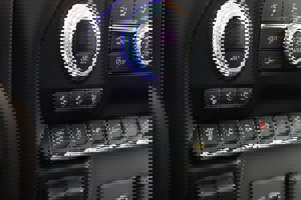 Used 2022 GMC Sierra 3500 Denali image 8