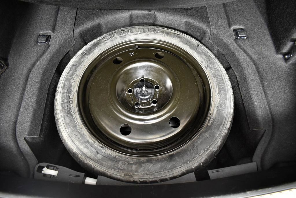 Used 2018 Lincoln Continental Reserve FWD image 28